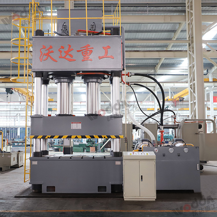 800噸四柱液(yè)壓機(jī)